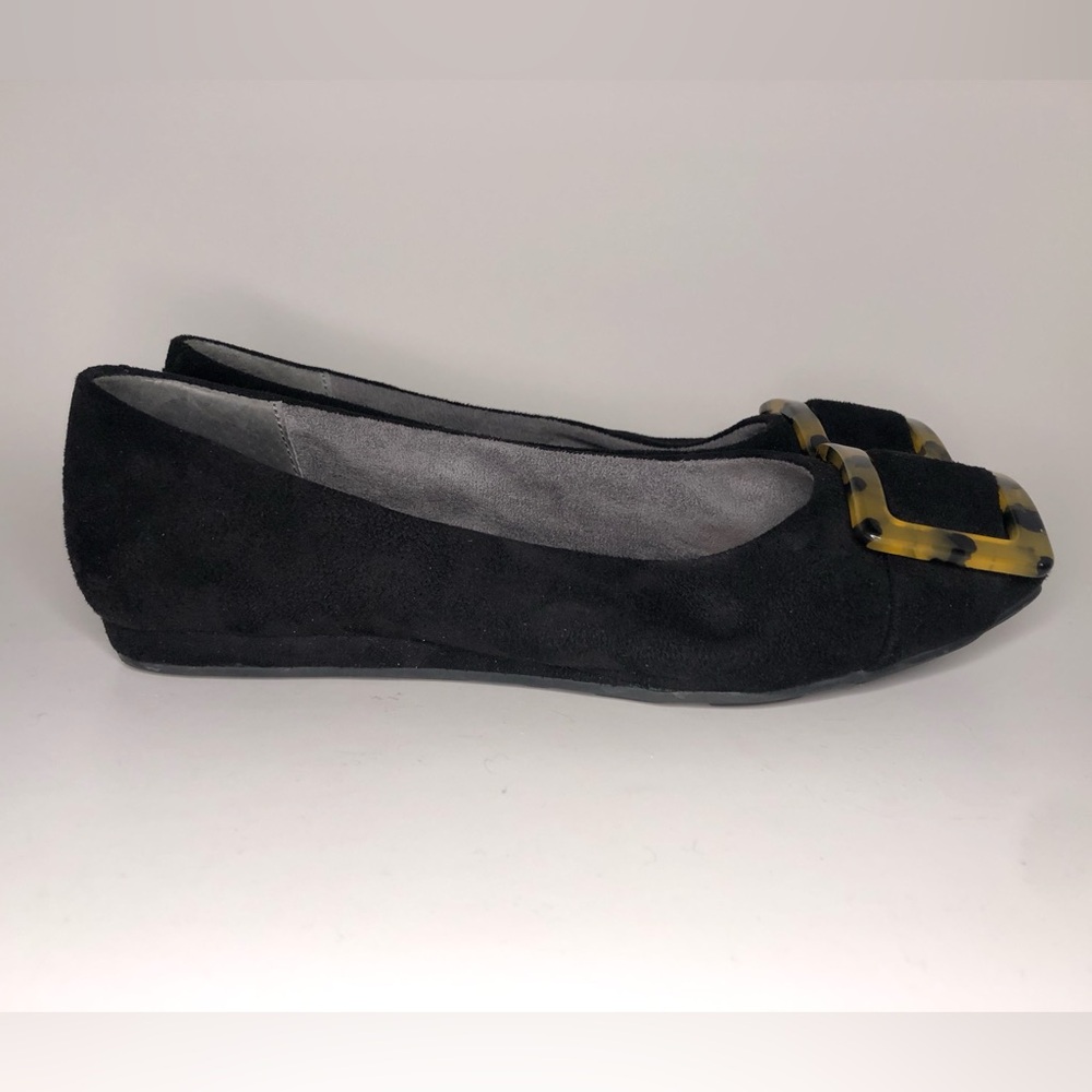 Kelly & Katie Black Suede Ballet Flat with Tortoise Buckle Size 6M - Picture 4 of 11